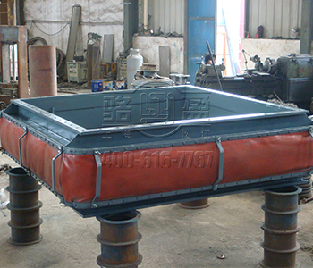  方形補償器作用