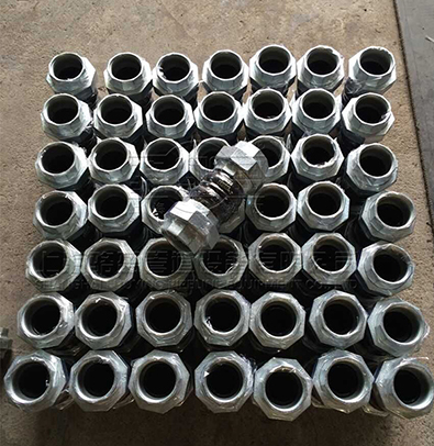 DN80<a href=http://shjinhu.com.cn target=_blank class=infotextkey>絲扣橡膠接頭</a>